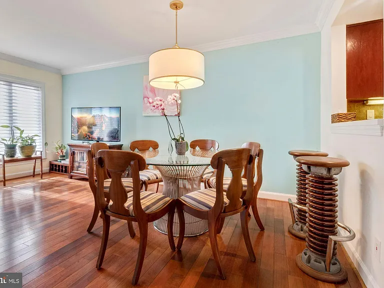 1080 Wisconsin Ave NW #405 — Photo 11