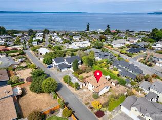 831 Puget Dr, Edmonds, WA 98020