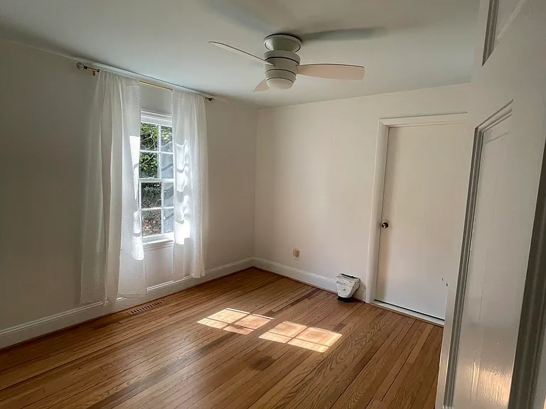 1009 Canterbury Rd — Photo 23