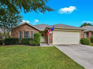 11825 Gold Creek Dr E, Fort Worth, TX 76244