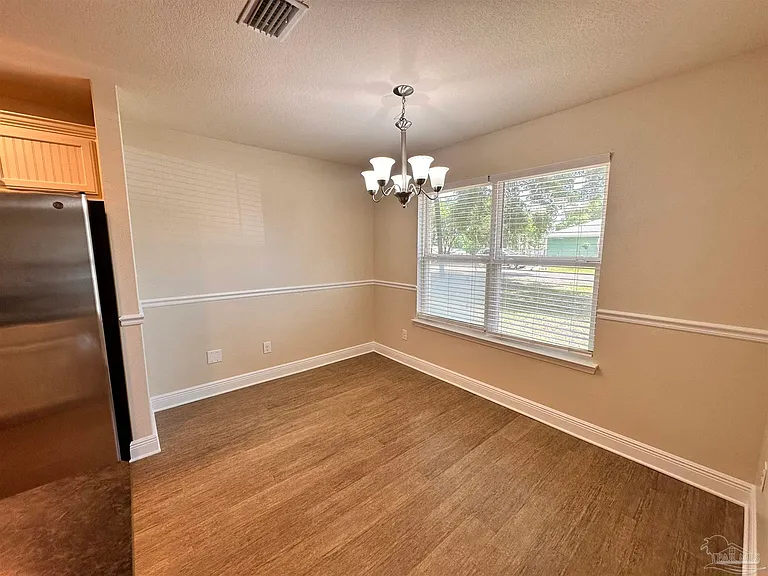 13 Elegans Ave — Photo 6