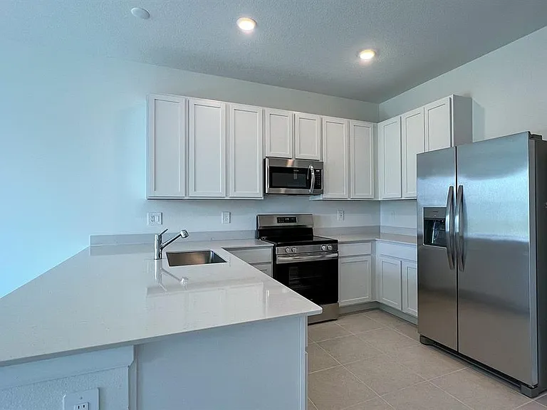 2607 Skyline Loop — Photo 12