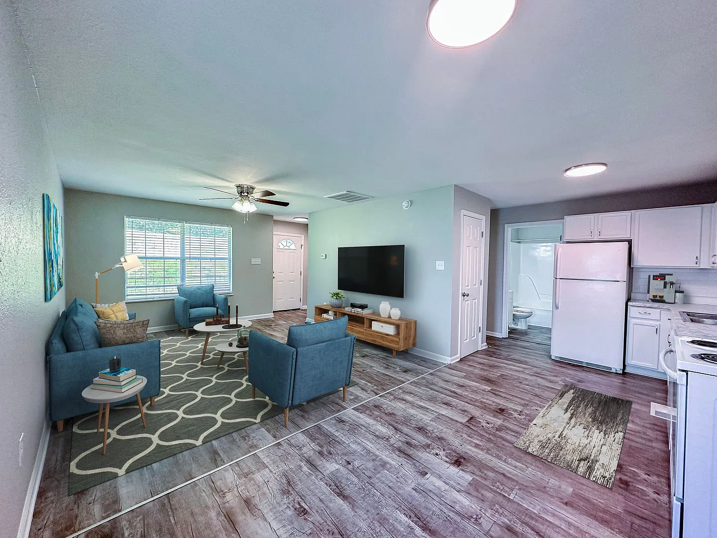 Rand Off Broadway Townhomes — Photo 4