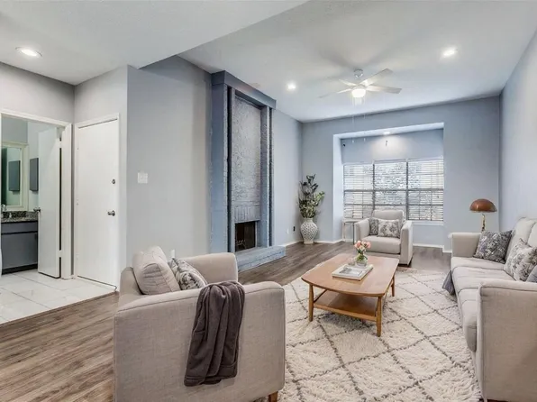 10430 High Hollows Dr APT 238, Dallas, TX 75230