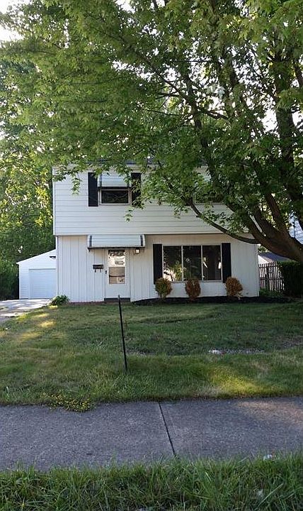 1st image of 955 E 348th St