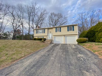 13 Christopher Drive, Enfield, CT, 06082
