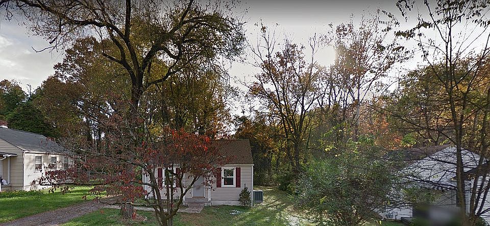 2nd image of 200 N Bellemeade Ave