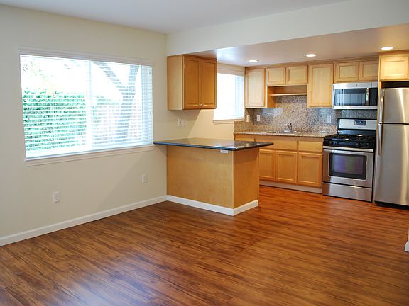2nd image of 21041 Wilbeam Ave #C