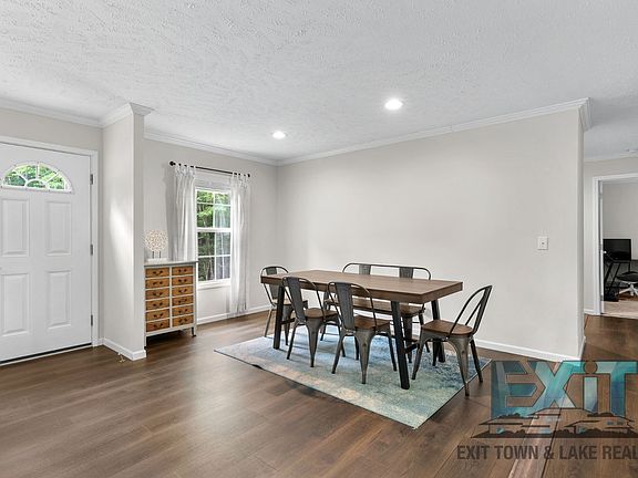2nd image of 505 Almond Ct