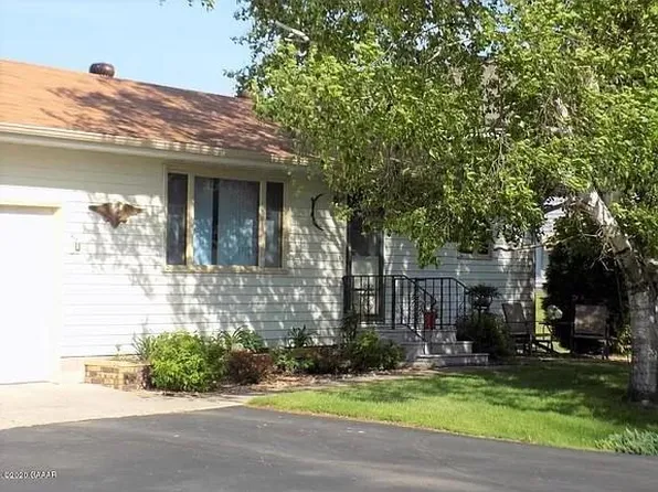 702 3rd St, Barrett, MN 56311