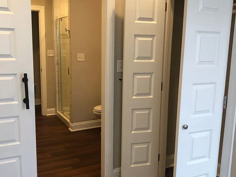 227 N Rose St — Photo 4