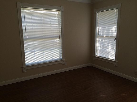3rd image of 3313 Edith Ln