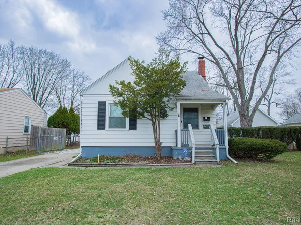 24395 Columbus Ave, Warren, MI 48089