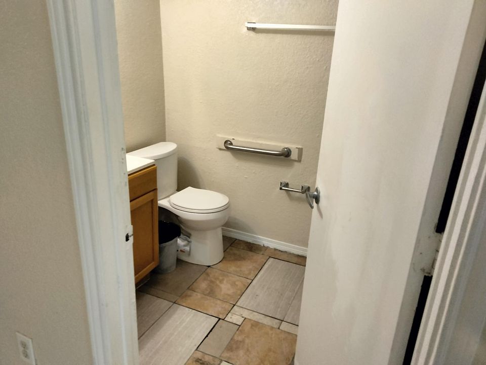 1st image of 3505 Texas Ave