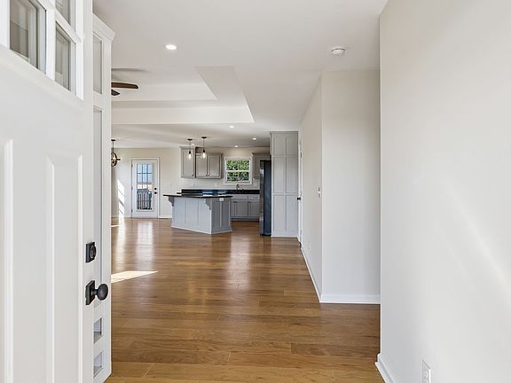 4th image of 53 Morgan Rd