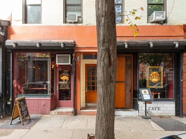 21 East 7th Street image 10 of 11