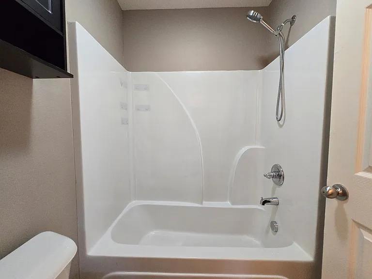 3513 Terrace Hill Ct — Photo 5