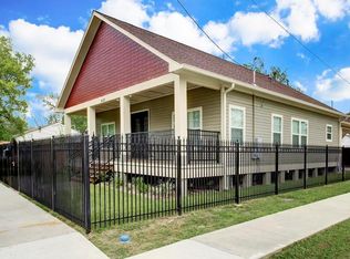 4102 Robertson St, Houston, TX 77009