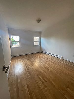 1st image of 2523 Astoria Blvd APT 2R