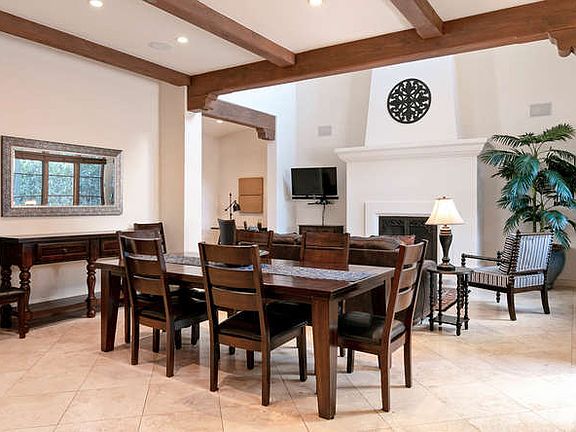 5th image of 618 Anacapa St #2