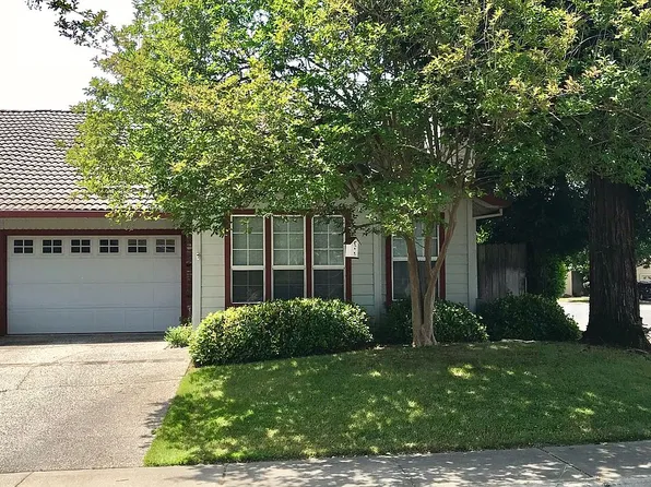 1098 Gilliland Dr, Yuba City, CA 95991