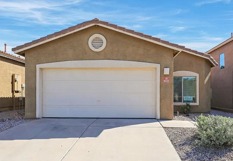 1035 S Floral Ridge Way