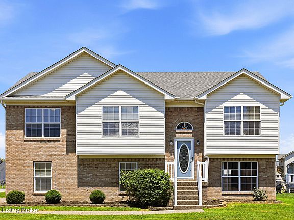 2nd image of 597 Oak Grove Blvd