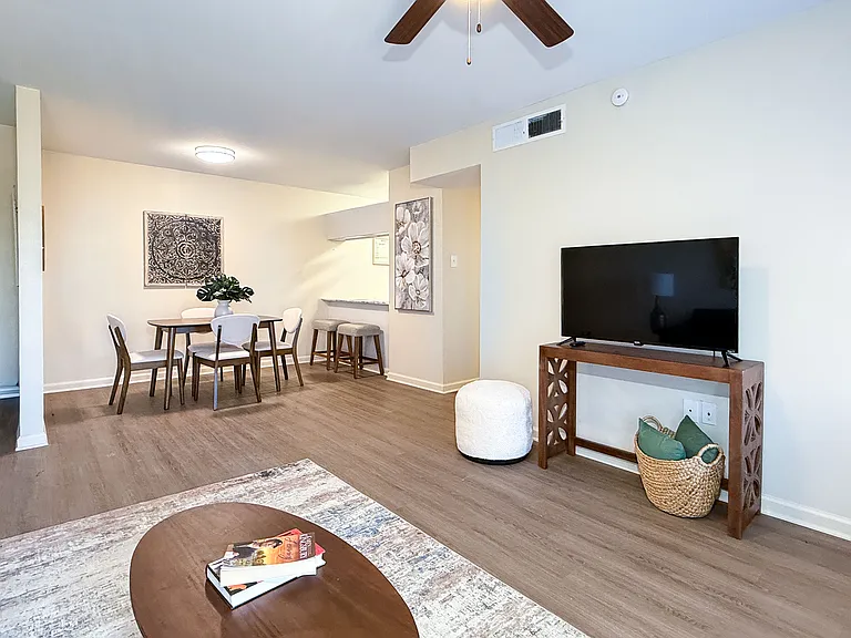 Acadia Park Apartments — Photo 8
