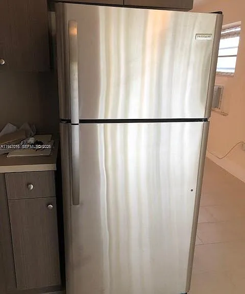 1327 SW 3rd St #3 — Photo 4