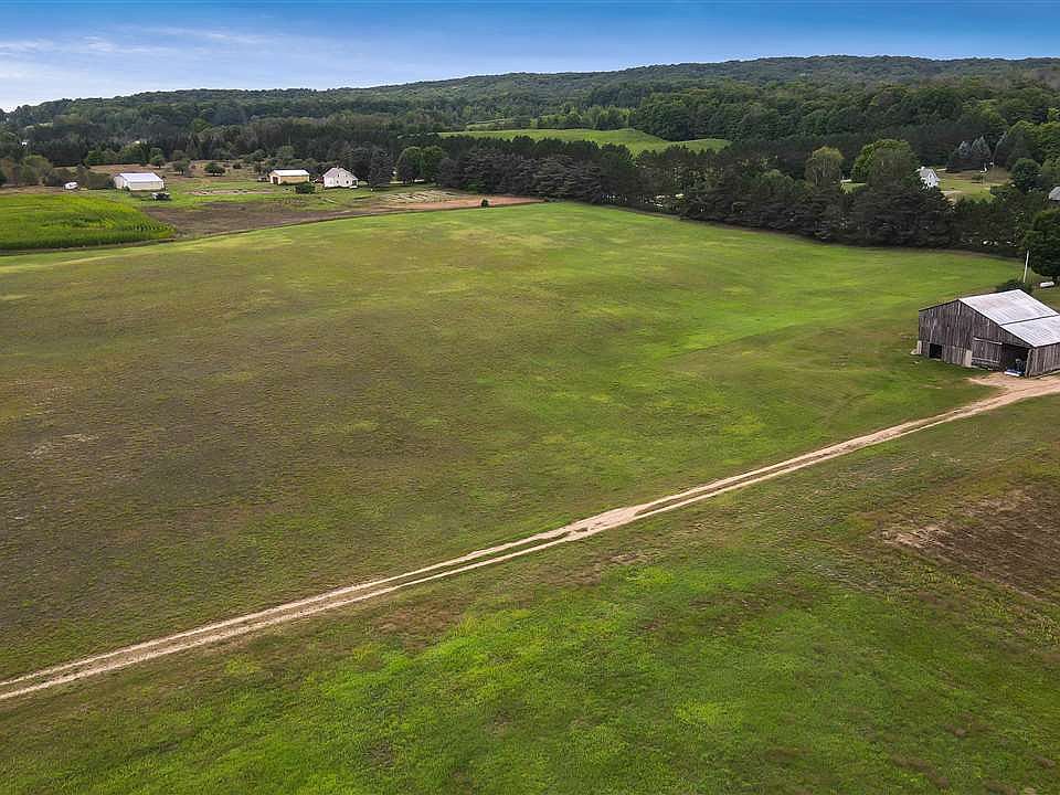 2128 N Larks Lake Rd, Pellston, MI 49769 Zillow