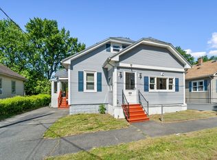 90 Stewart St, Chicopee, MA 01020