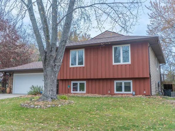 109 Maryknoll Dr, Stillwater, MN 55082