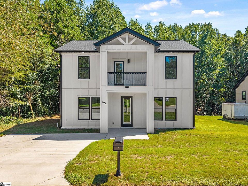 1st image of 104 Backwater Way