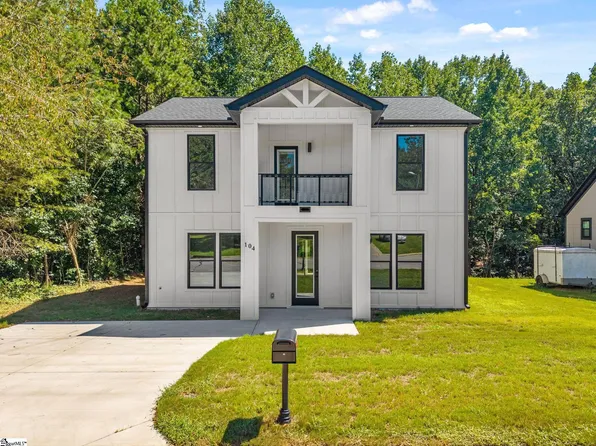 104 Backwater Way, Greenville, SC 29611