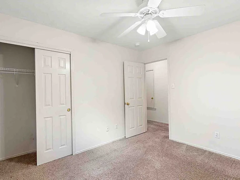 280 Strawn — Photo 18