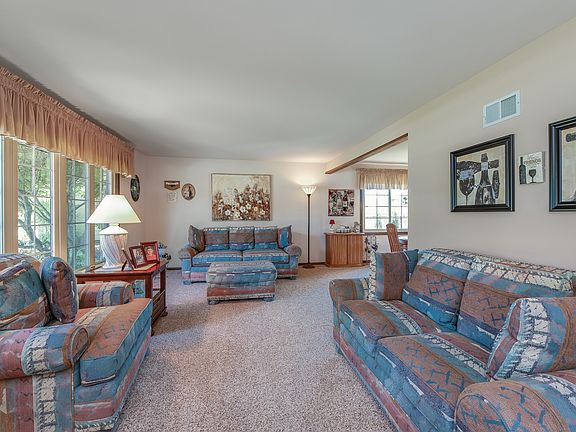 4th image of 14200 Timothy Dr