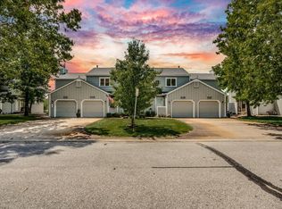 1117 N Lakewind St, Wichita, KS 67212