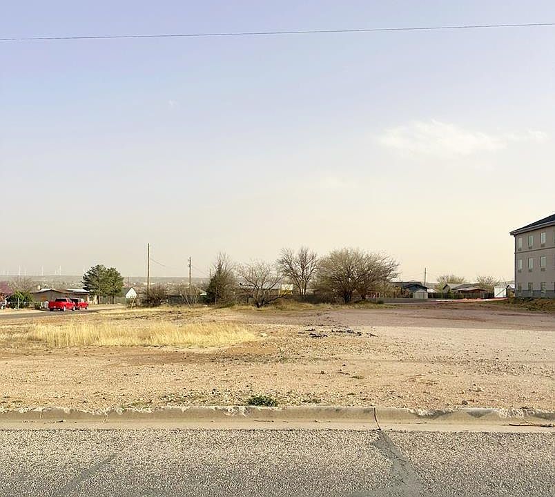 1st image of 312 NE 12th St