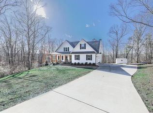 711 Carver Mill Rd, Talking Rock, GA 30175