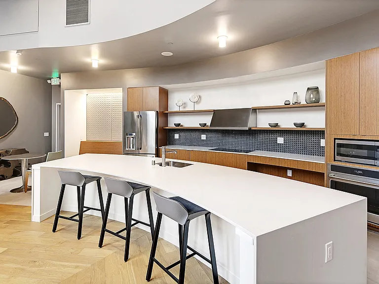 Emerson Seattle — Photo 10