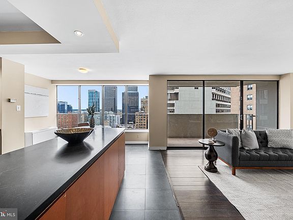 3rd image of 224-230 W Rittenhouse Sq #2116