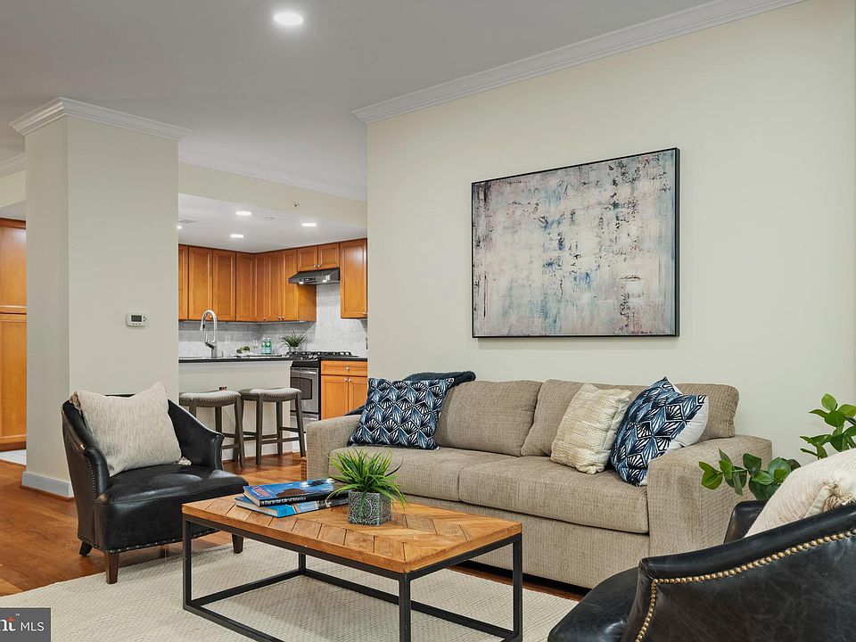 1st image of 5 Park Pl APT 117