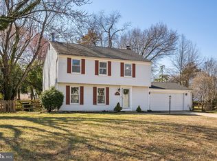 400 River Wood Dr, Fort Washington, MD 20744