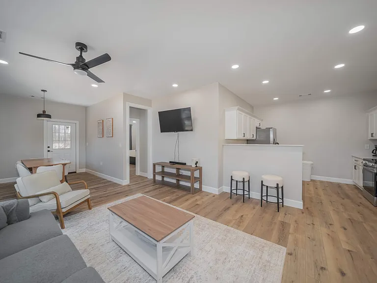 586 County Road 989 #B7 — Photo 6