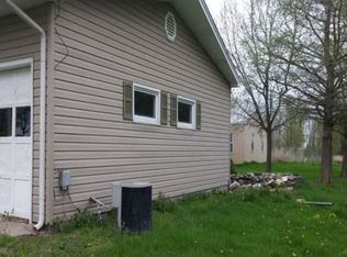 26372 State Highway 3, Godfrey, IL 62035