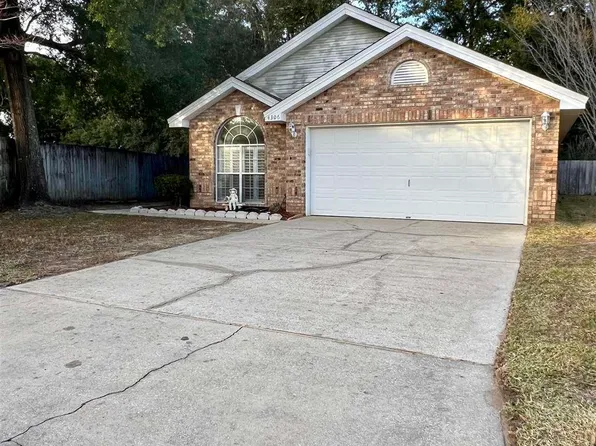 4306 Montage Dr, Pensacola, FL 32504