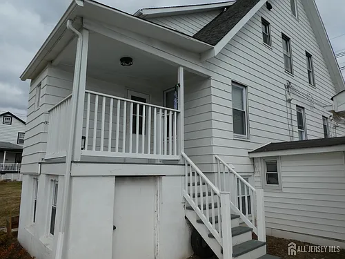 1354 Stelton Rd Photo 1