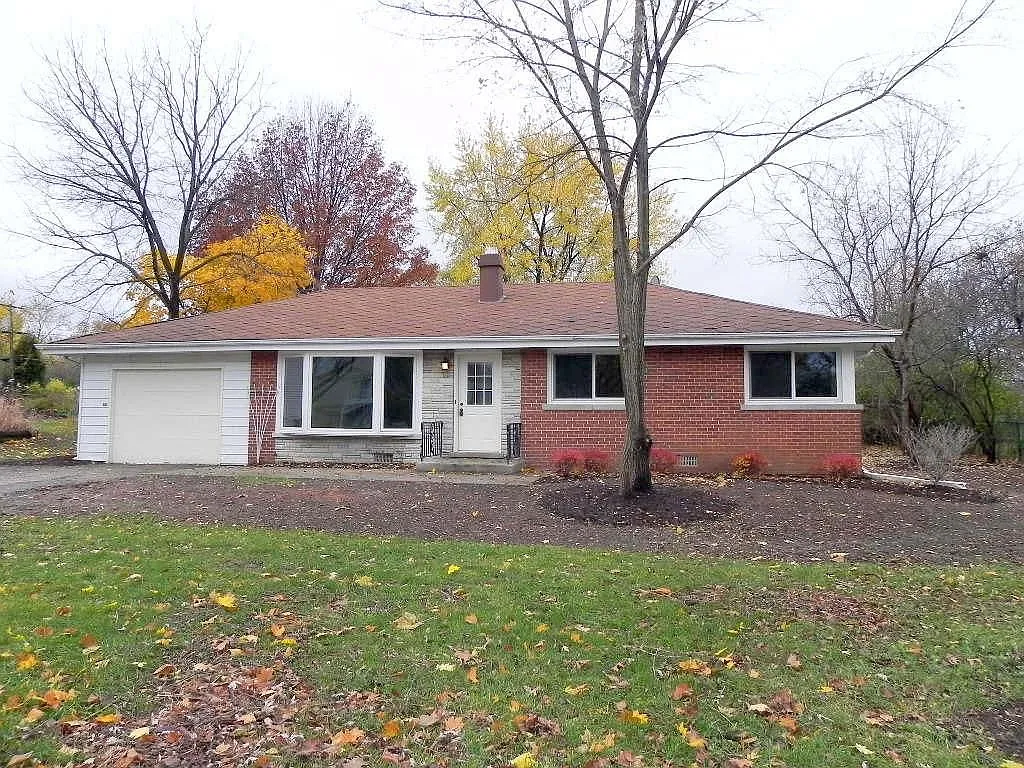 2N164 Pearl Ave photo 1