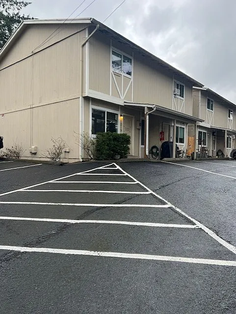 2 bed, 1200 sqft, $1,550 — Photo 2