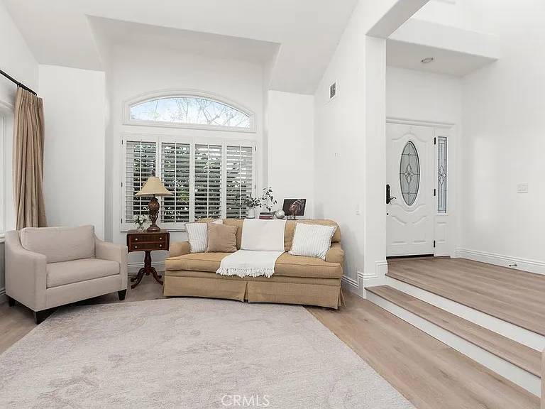 25785 Middle Ridge Ln — Photo 7
